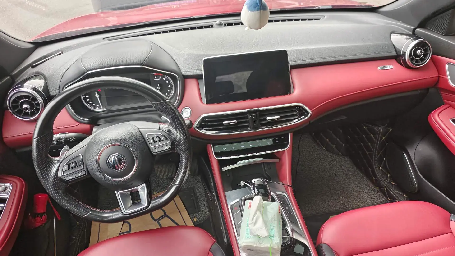 2019 MG HS thumbnail 3