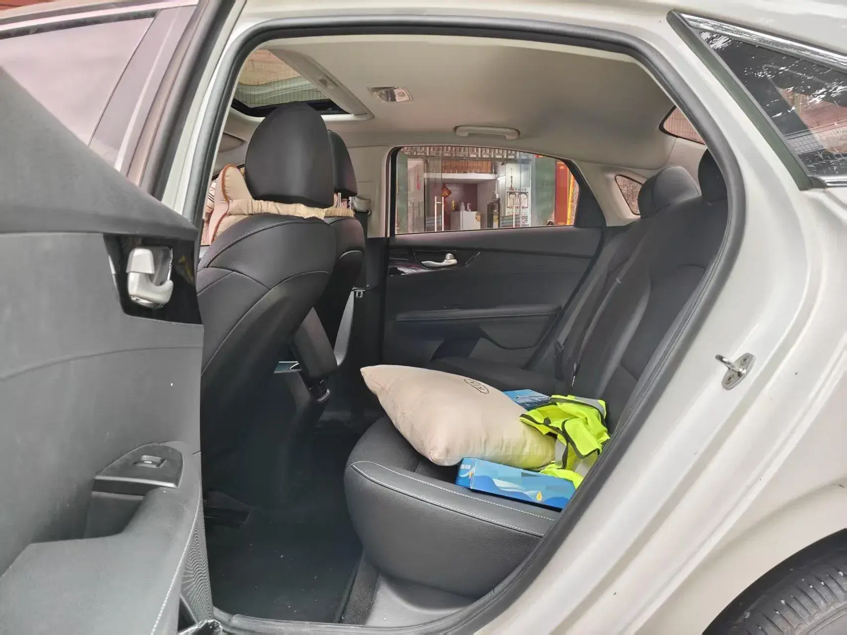 2020 KIA K3 thumbnail 3