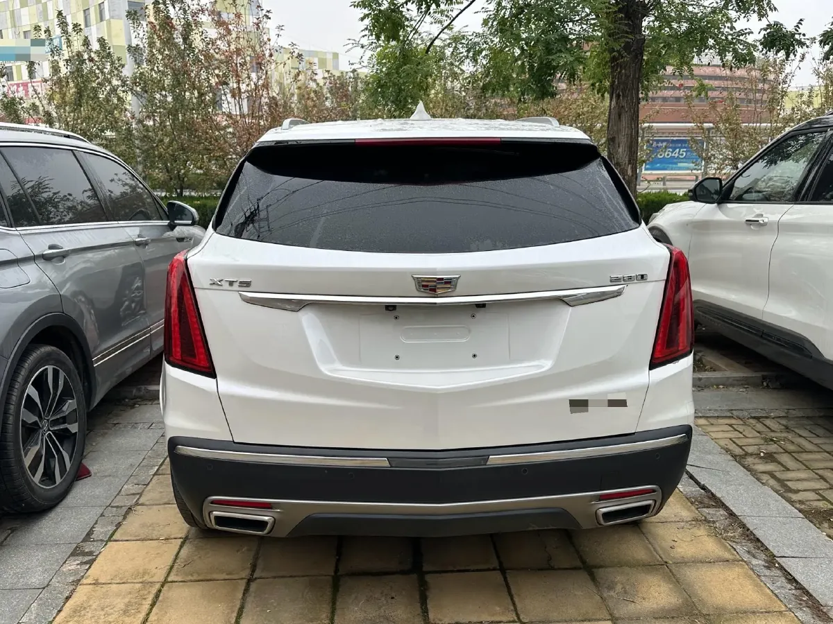 2021 Cadillac XT5 2.0T 237HP L4 9AT,autocango,china used car exporter,china ev exporter,chinese used car exporter,chinese used ev exporter