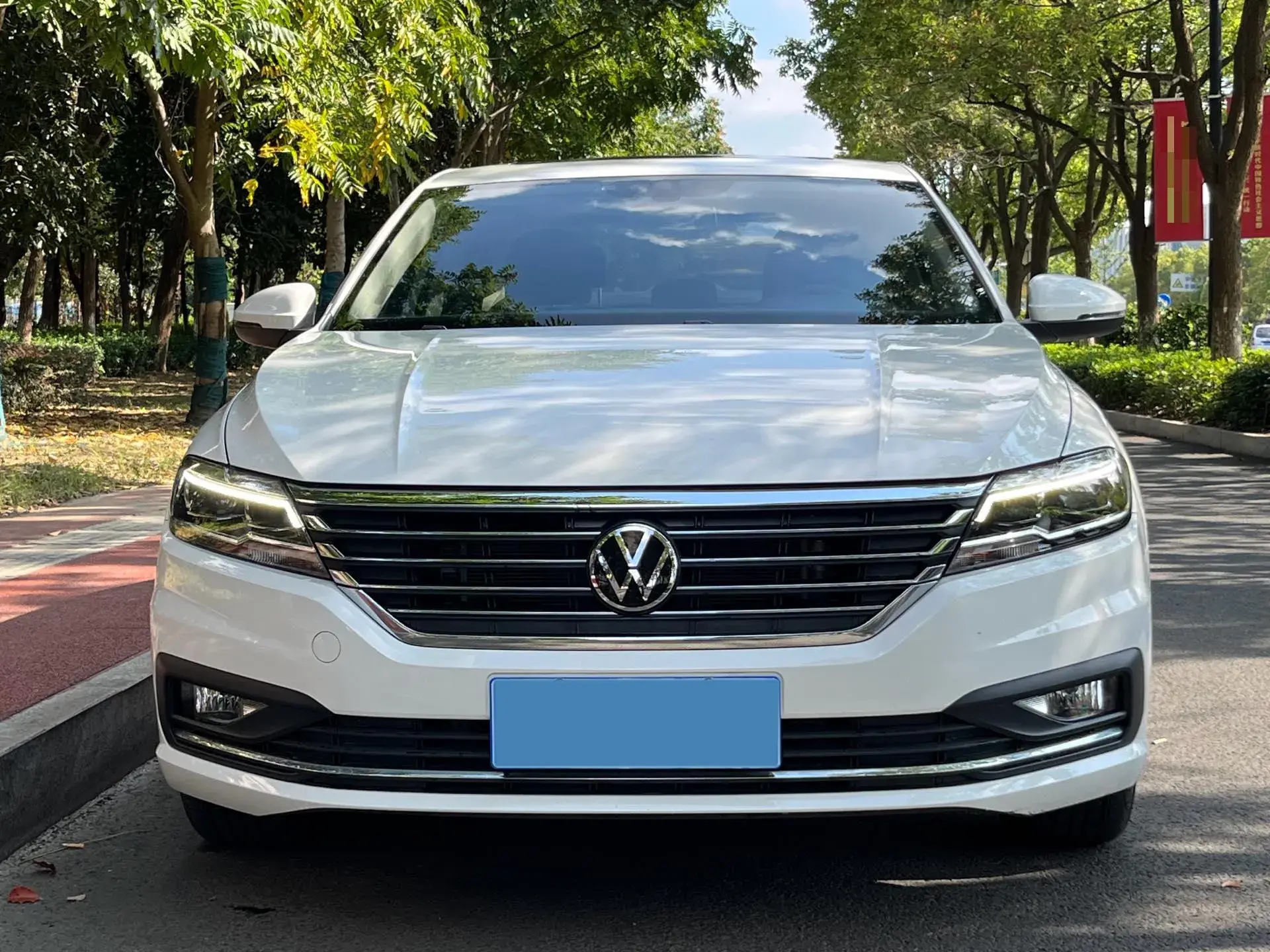 2022 VOLKSWAGEN LAVIDA thumbnail 2