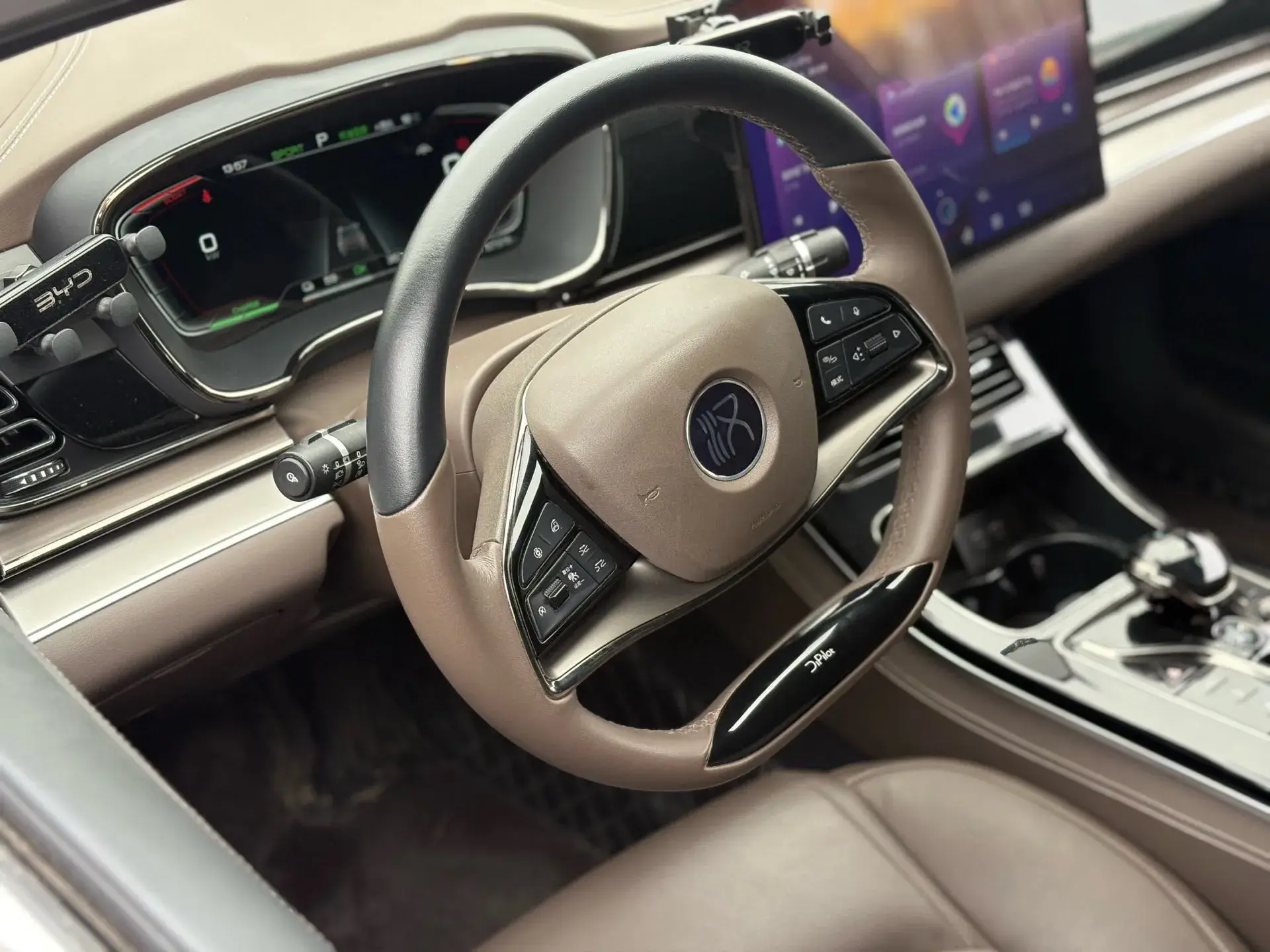 2020 BYD HAN thumbnail 4