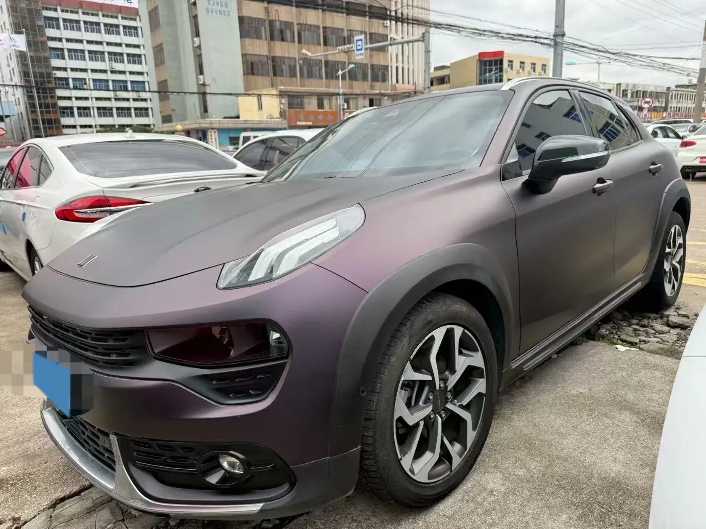 2018 LYNK&CO 02 view 1