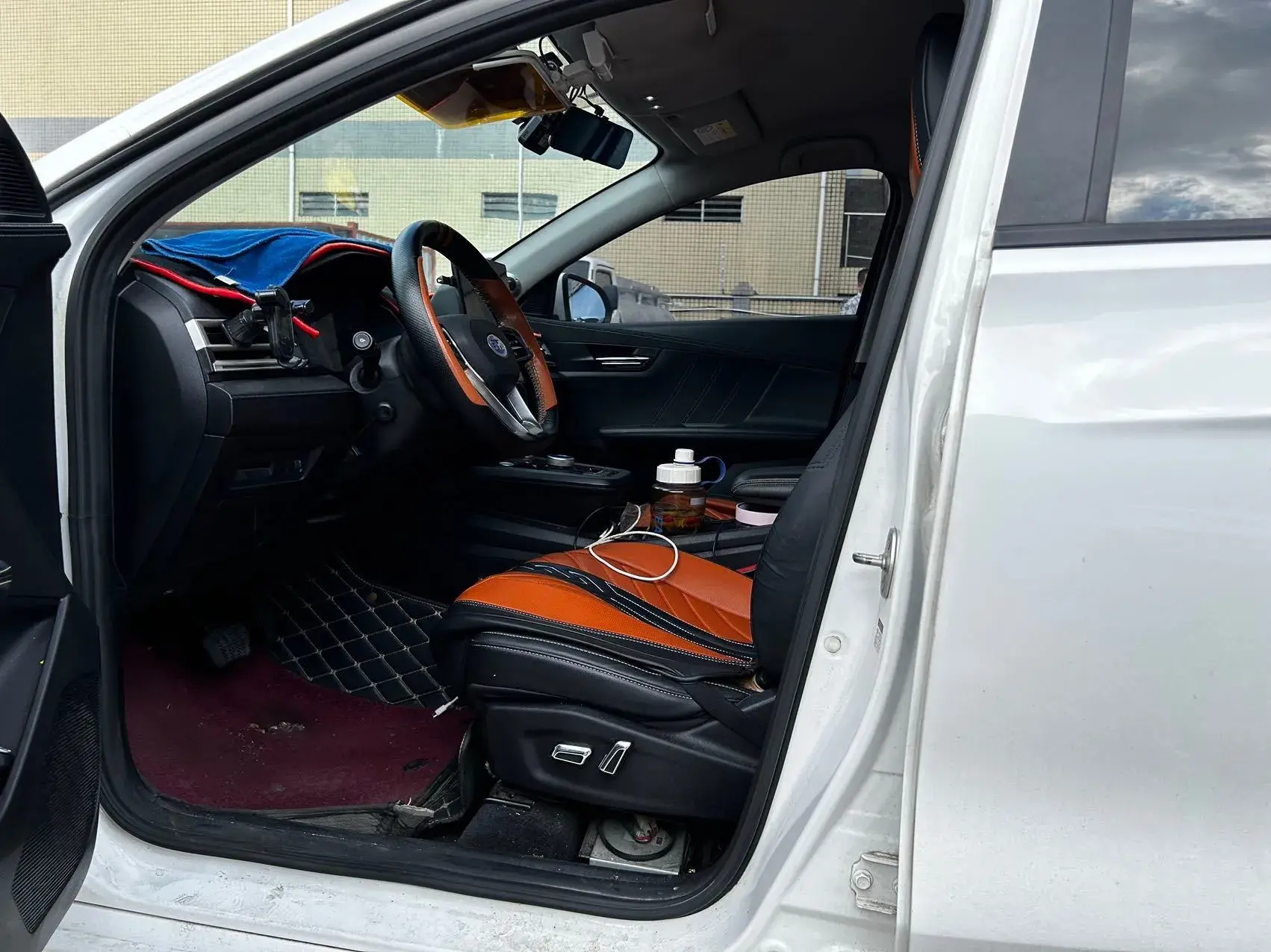 2021 BYD E3 thumbnail 4