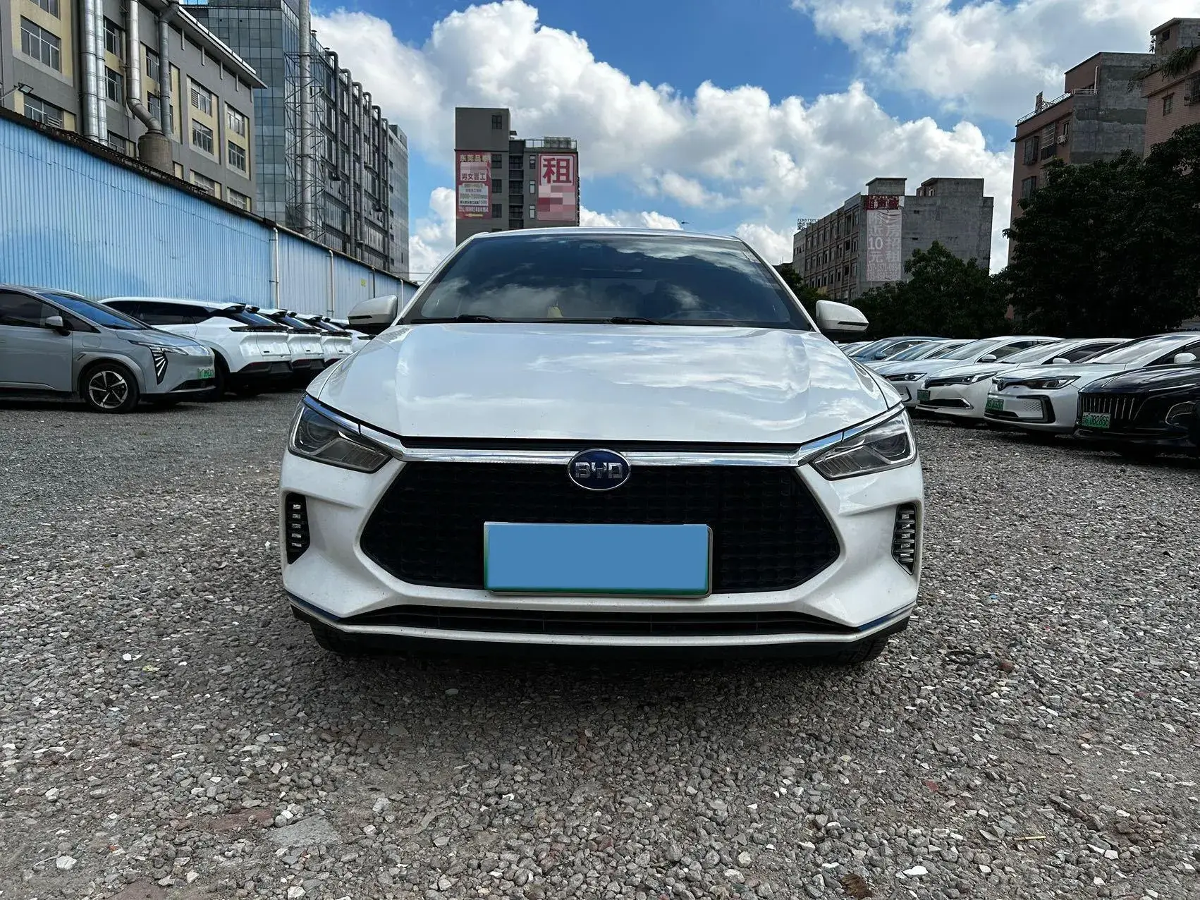 2021 BYD E3 thumbnail 3