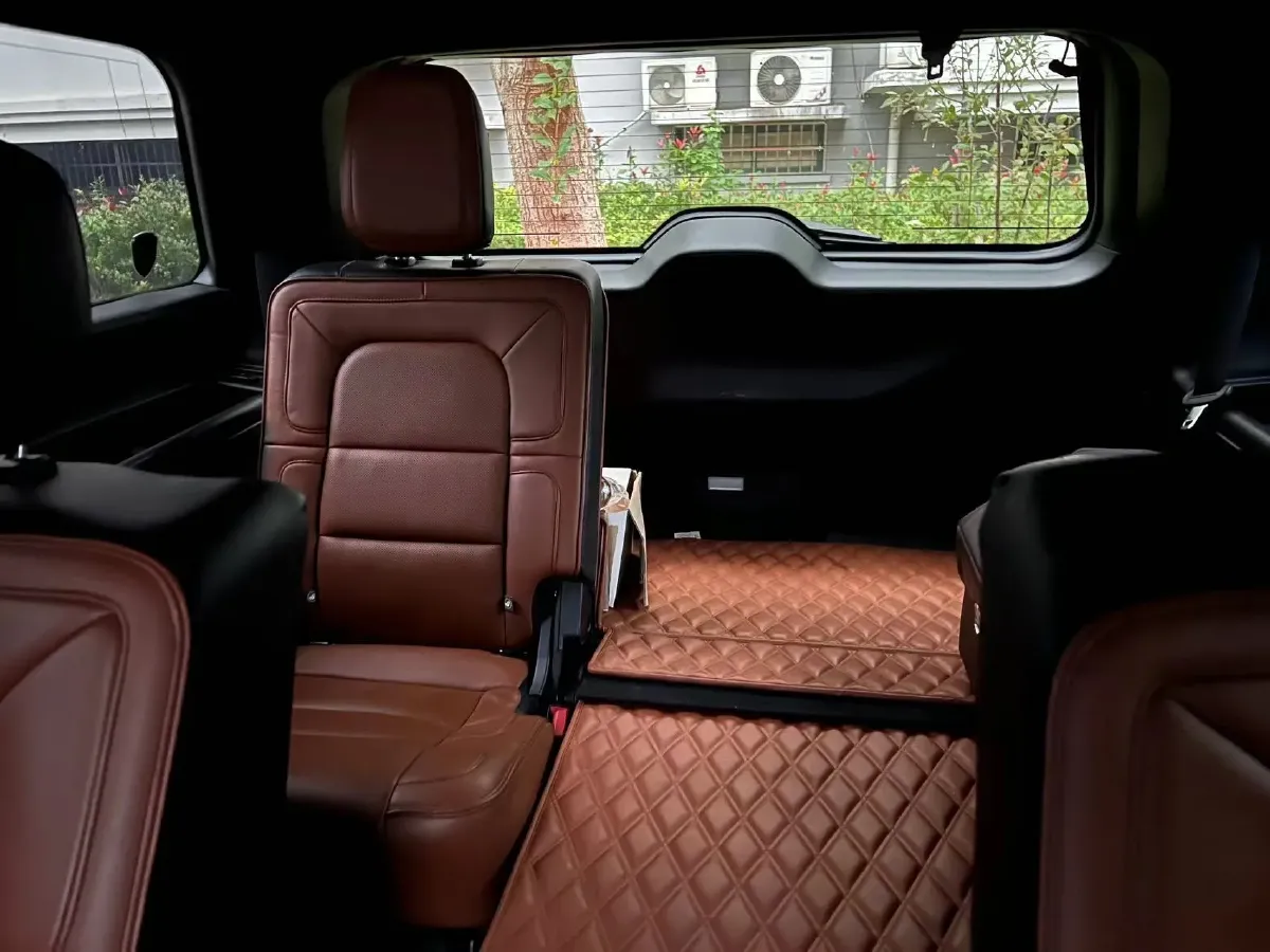 2018 Lincoln Navigator 3.5T 415HP V6 10AT,autocango,china used car exporter,china ev exporter,chinese used car exporter,chinese used ev exporter