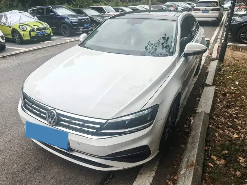 2019 VOLKSWAGEN LAMANDO view 1