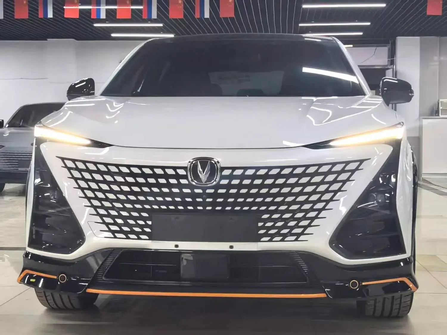 2022 CHANGAN UNI-T thumbnail 2