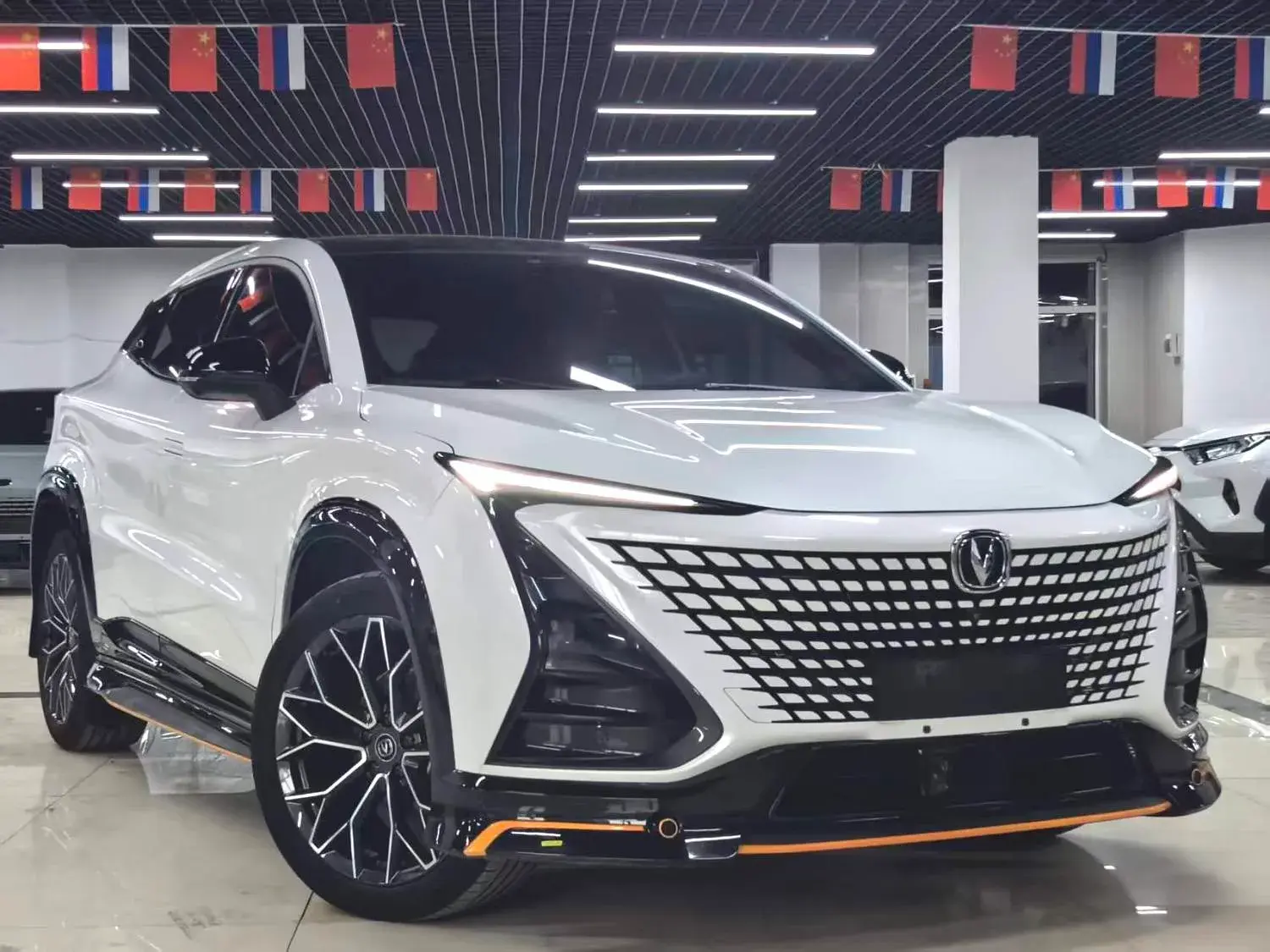 2022 CHANGAN UNI-T thumbnail 3