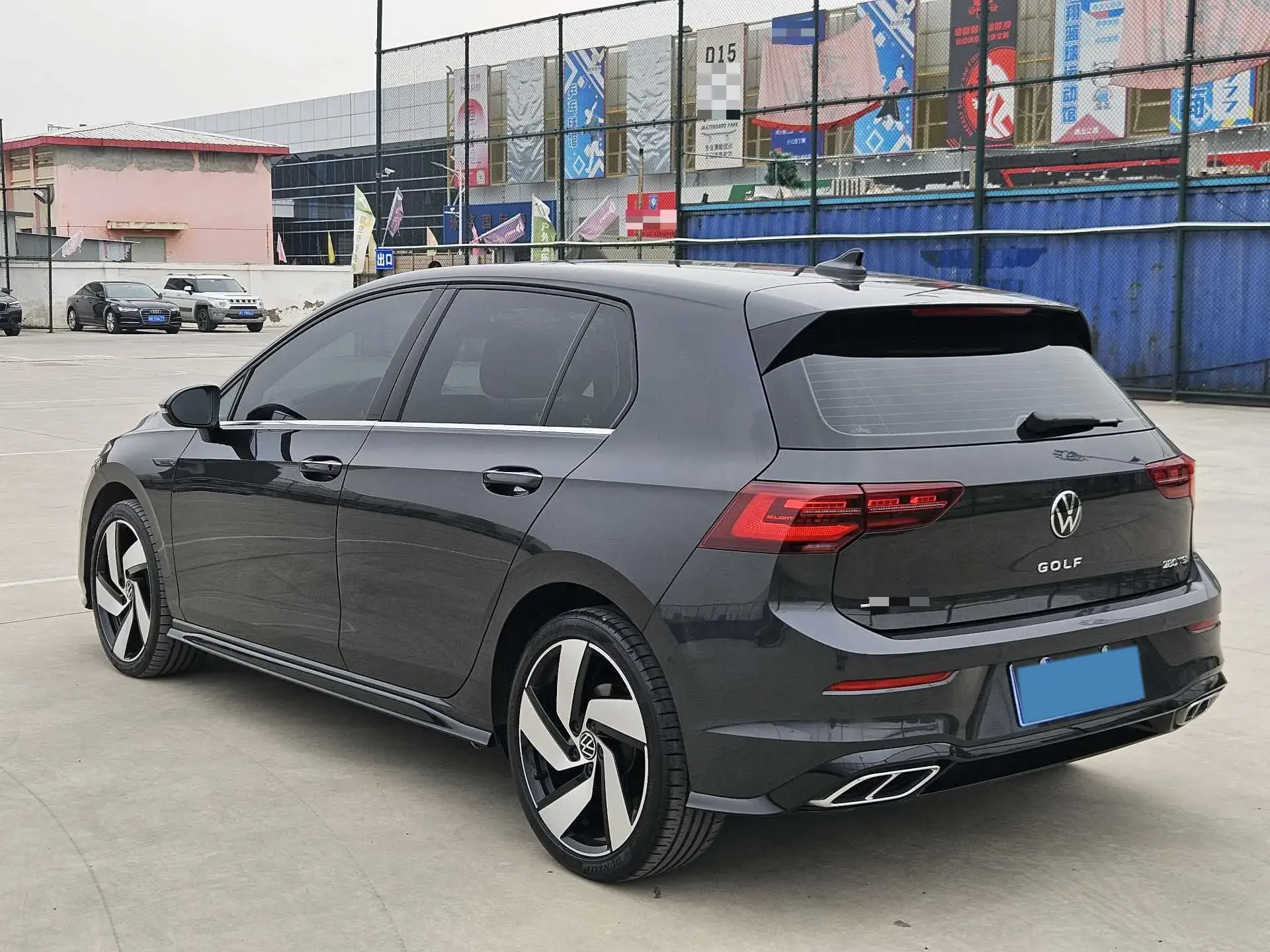 2021 VOLKSWAGEN GOLF thumbnail 4