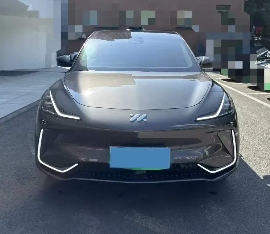 2025 IM LS7 thumbnail 2