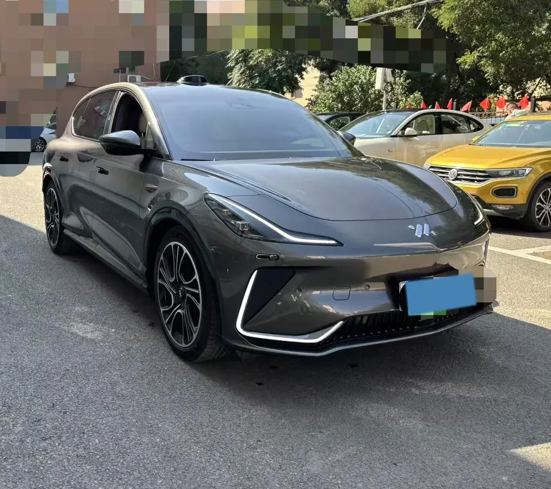 2025 IM LS7 thumbnail 3