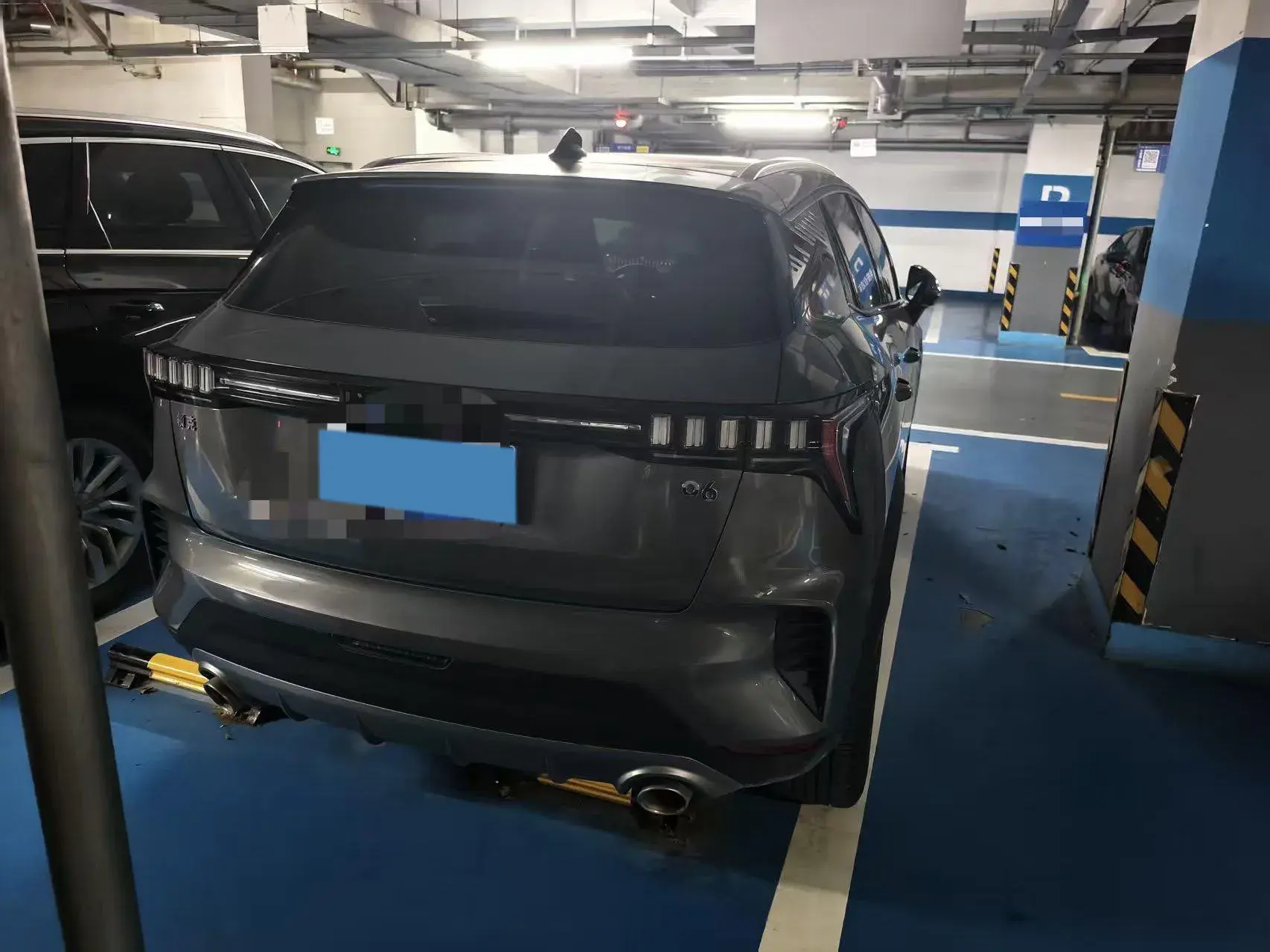 2023 LYNK&CO 06 thumbnail 3