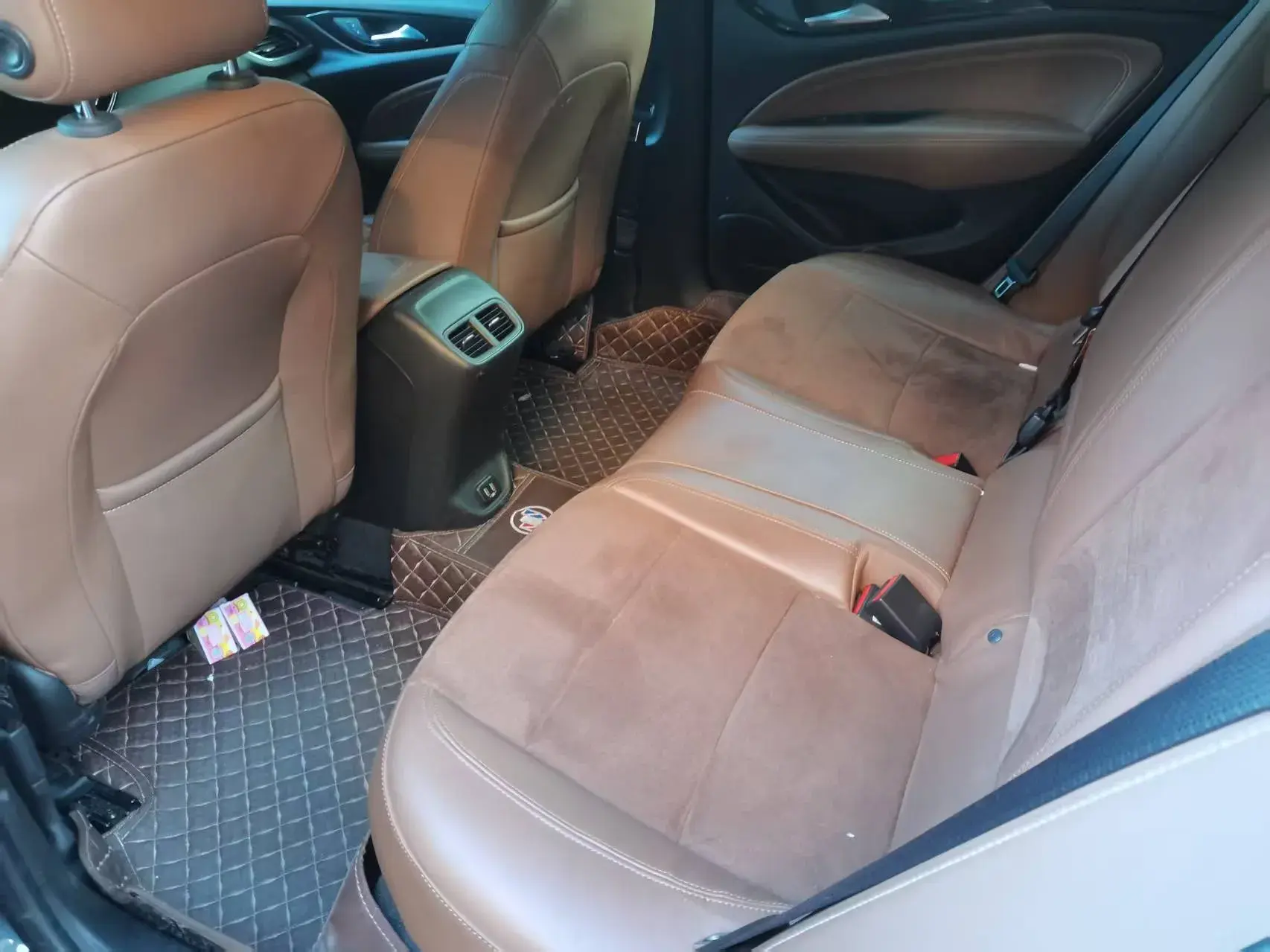 2019 BUICK REGAL thumbnail 3