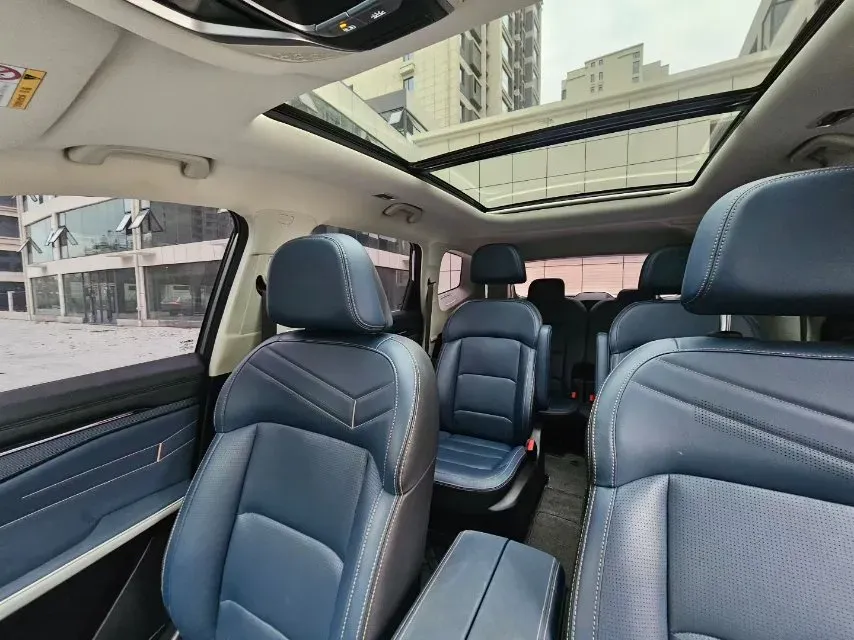 2023 Livan 9 BEV 66.57KWH,autocango,china used car exporter,china ev exporter,chinese used car exporter,chinese used ev exporter