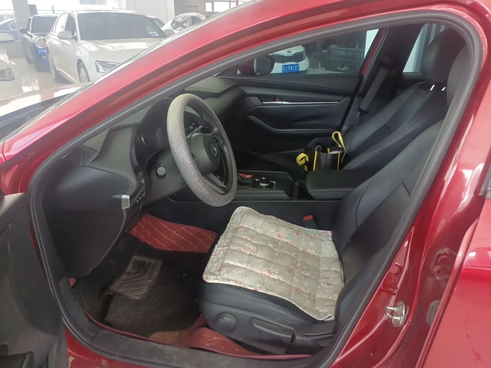 2021 MAZDA 3 thumbnail 4