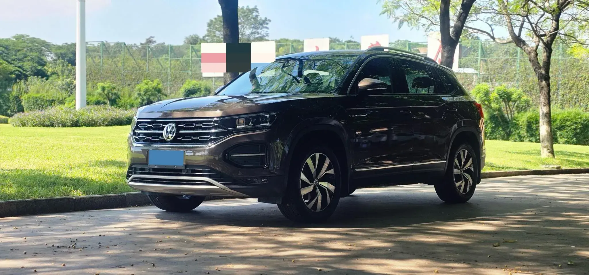 2019 VOLKSWAGEN TAYRON view 1