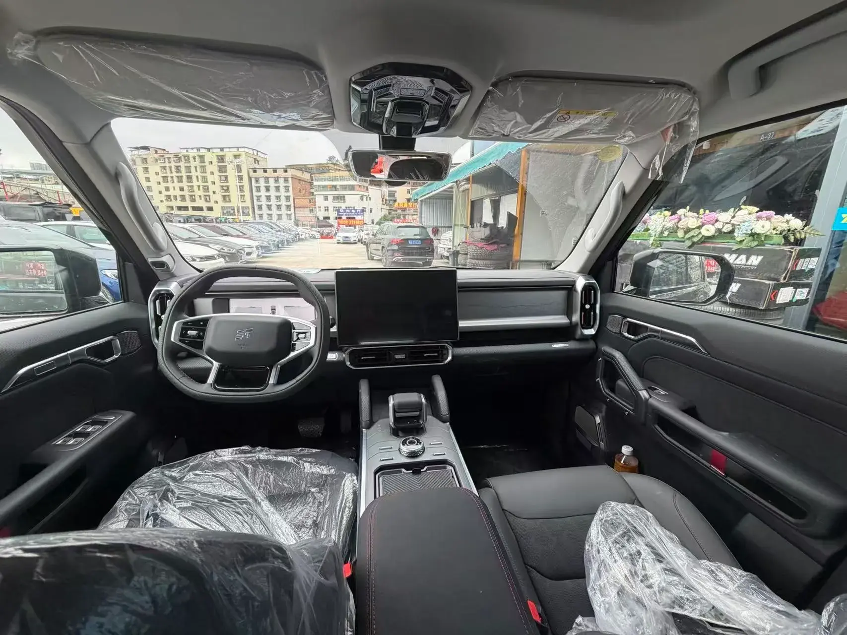 2025 JETOUR TRAVELLER thumbnail 2