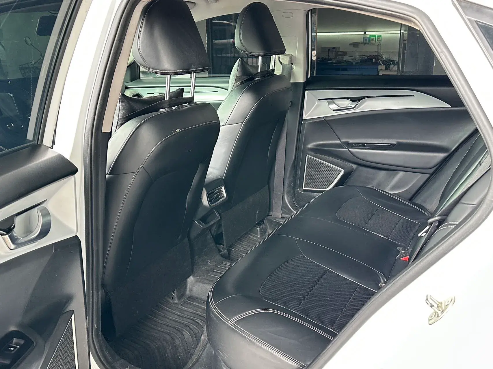 2022 GEOMETRY A thumbnail 3