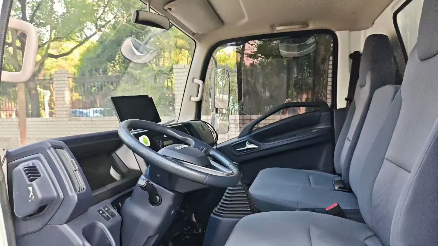 2023 Isuzu YiFang 2.5T 152HP L4 6MT,autocango,china used car exporter,china ev exporter,chinese used car exporter,chinese used ev exporter