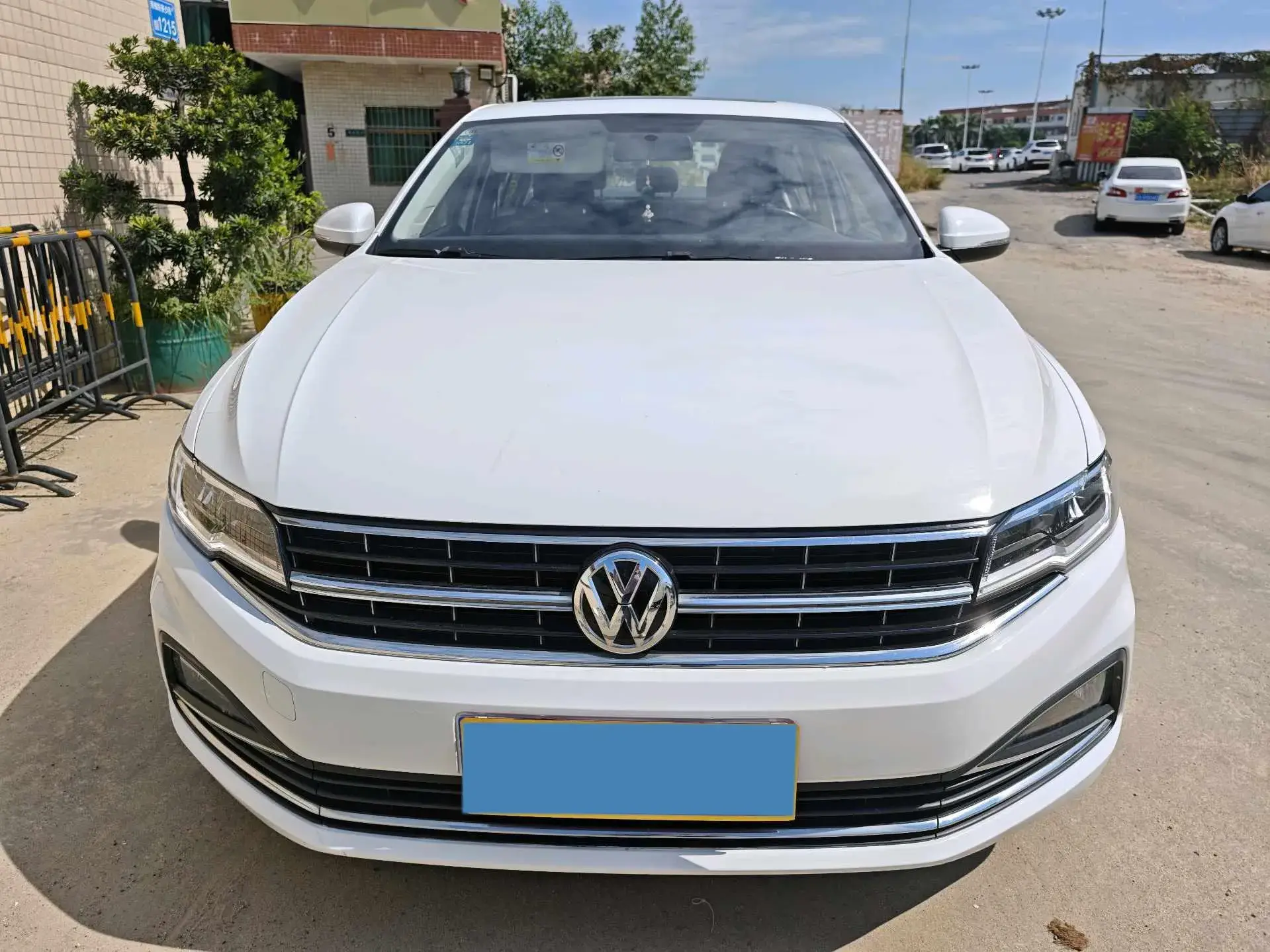 2019 VOLKSWAGEN BORA thumbnail 2