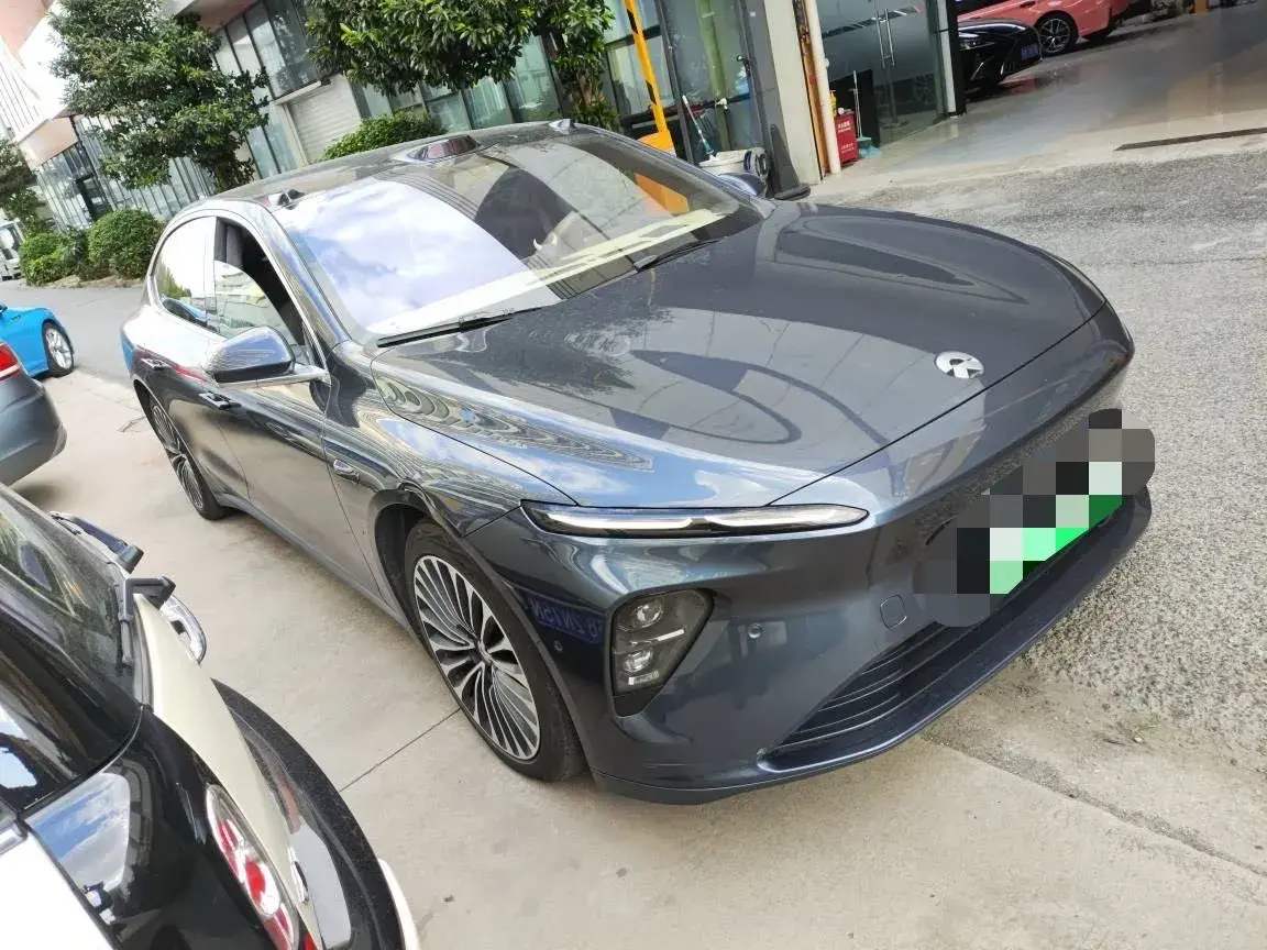 2021 VOLKSWAGEN ID.6 thumbnail 4