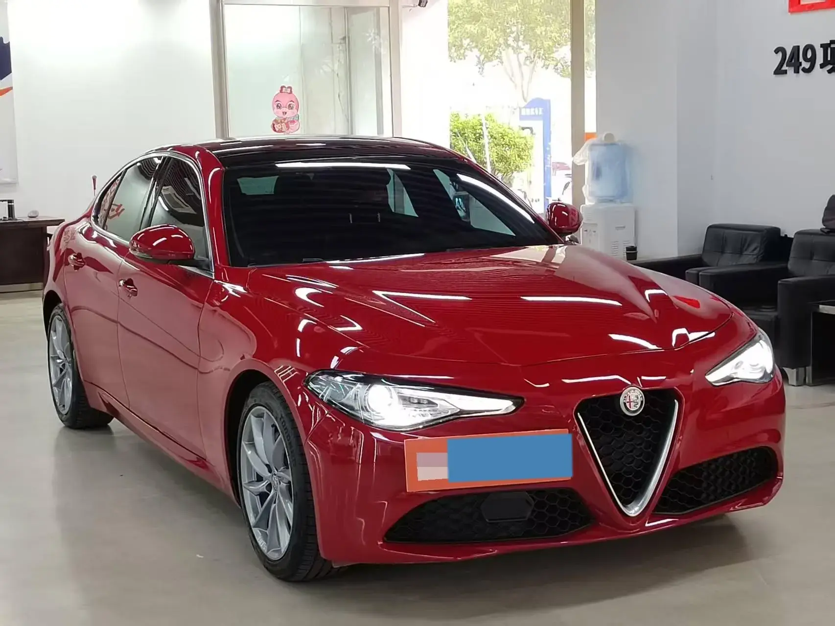 2017 ALFA ROMEO thumbnail 3