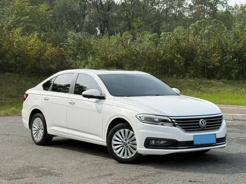 2021 VOLKSWAGEN LAVIDA thumbnail 3