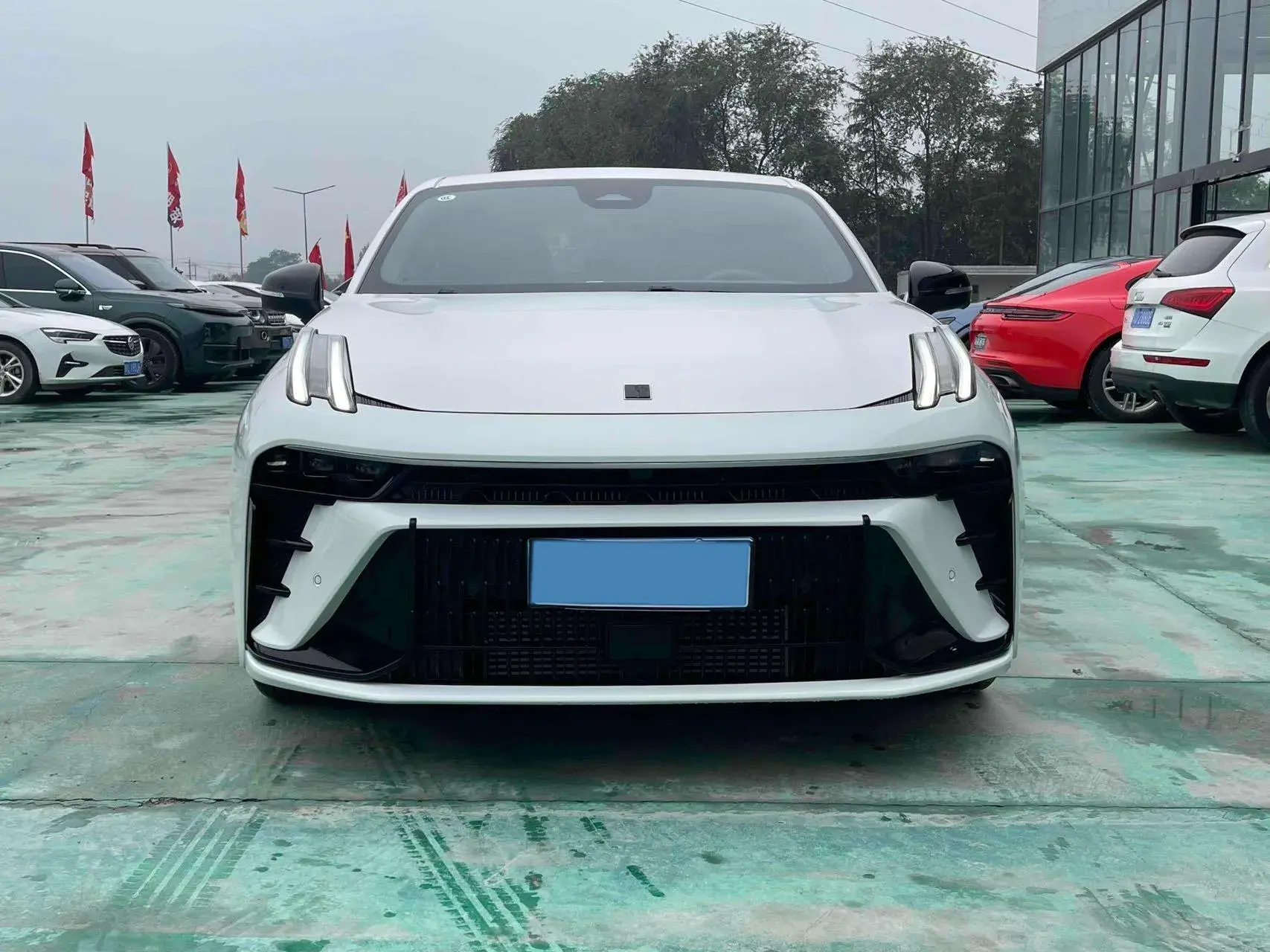 2023 LYNK&CO 03 thumbnail 2