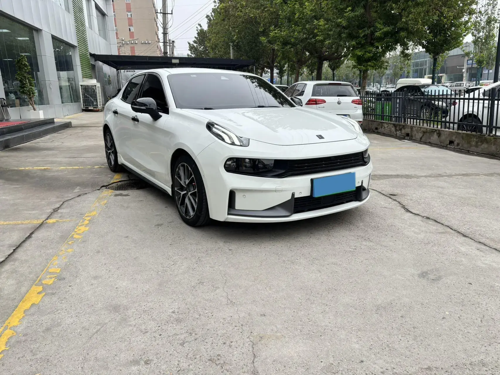 2022 LYNK&CO 03 thumbnail 3