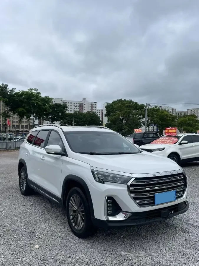 2023 Jetour X90 Plus 1.5T 156HP L4 6MT,autocango,china used car exporter,china ev exporter,chinese used car exporter,chinese used ev exporter