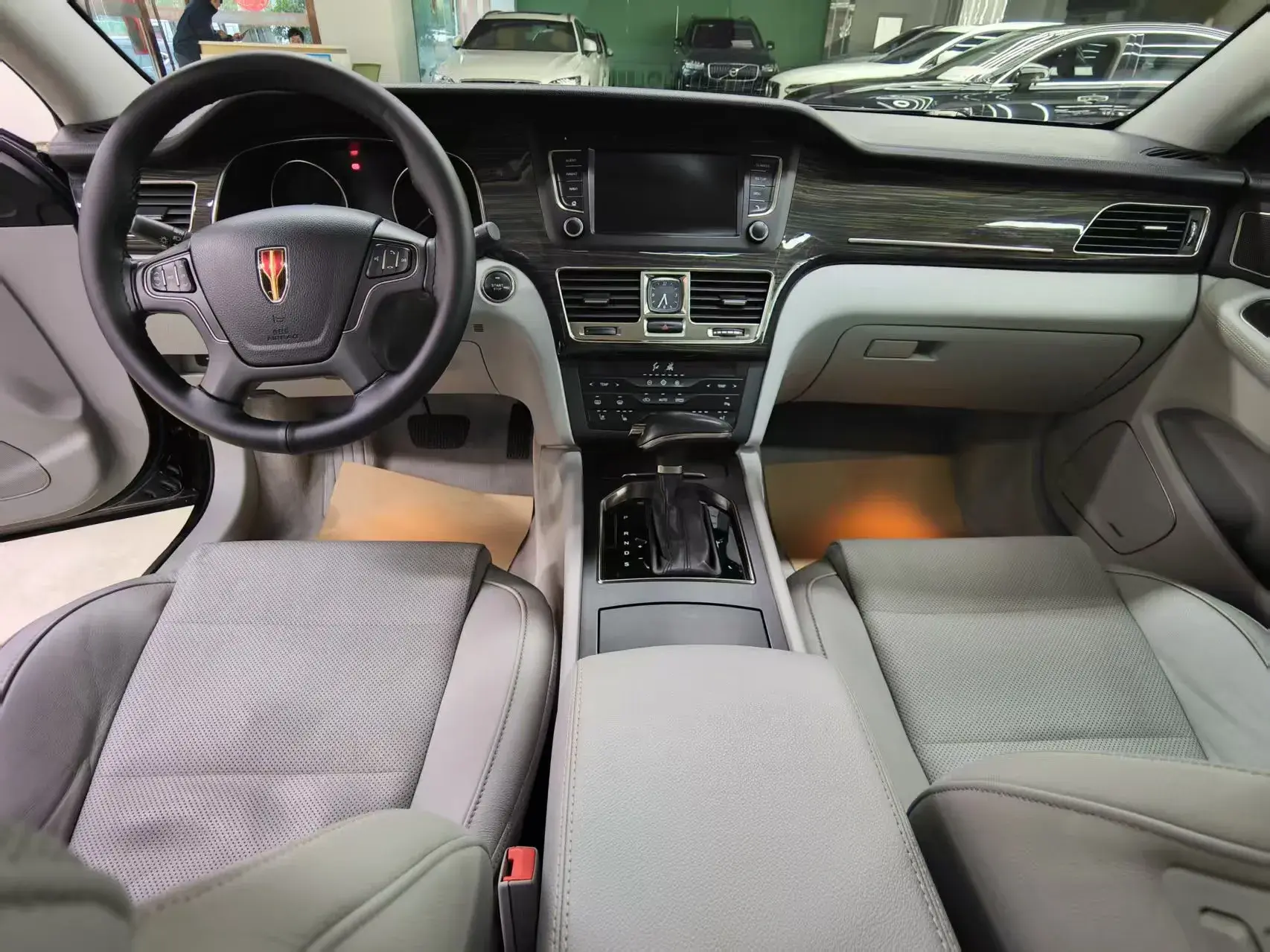 2019 HONGQI H7 thumbnail 4