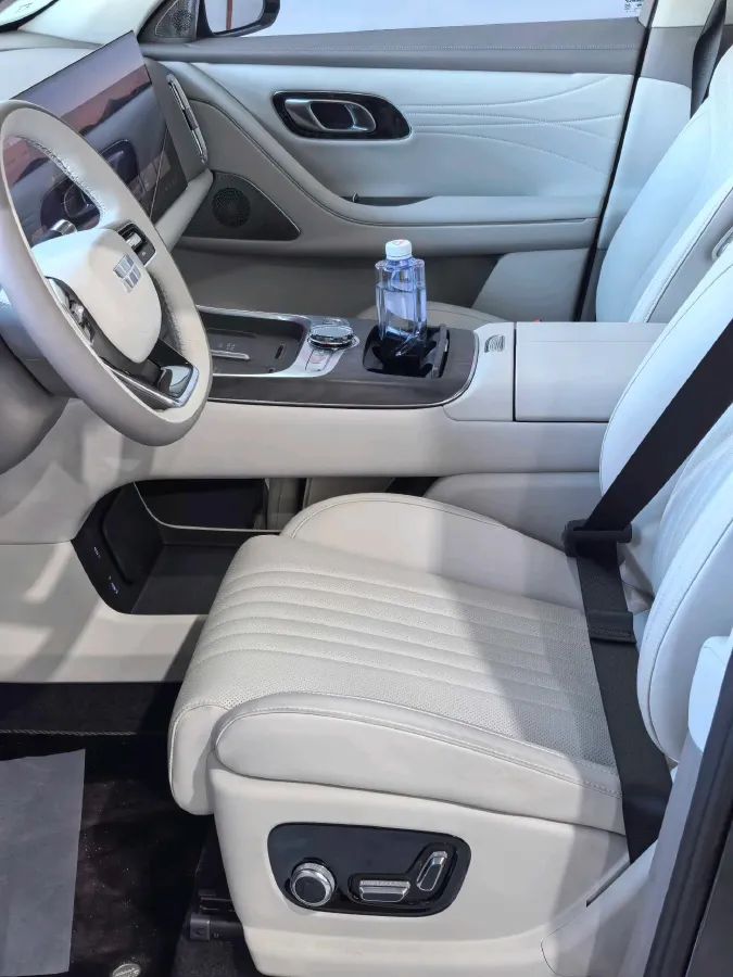 2025 Geely Galaxy M9 1.5T 163HP L4 3DHT PHEV,autocango,china used car exporter,china ev exporter,chinese used car exporter,chinese used ev exporter