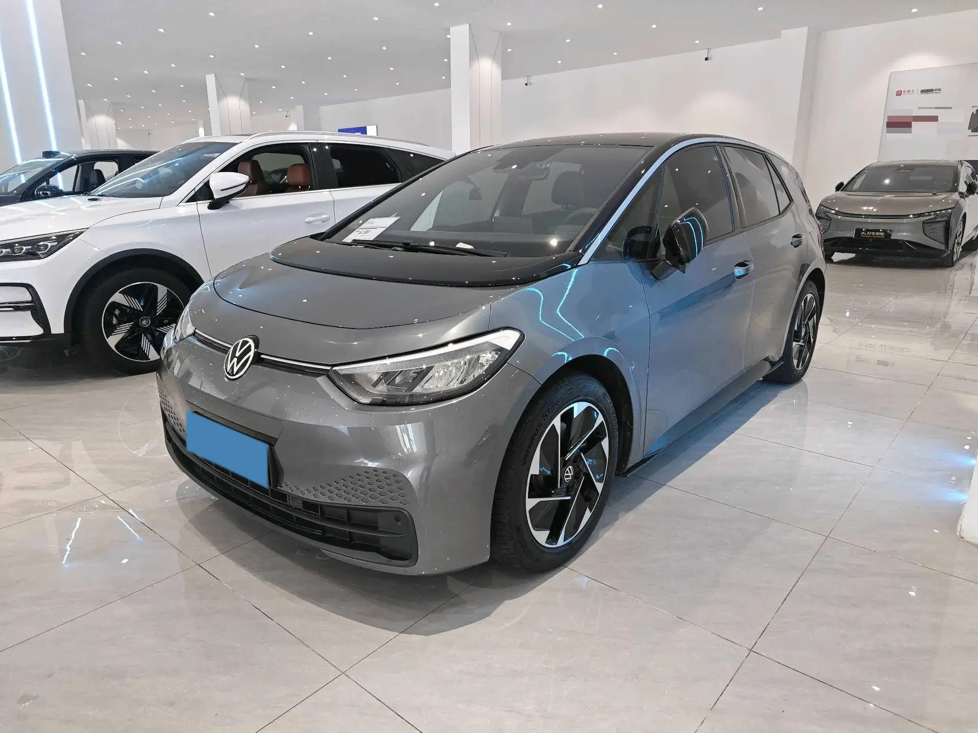 2024 VOLKSWAGEN ID.3 view 1