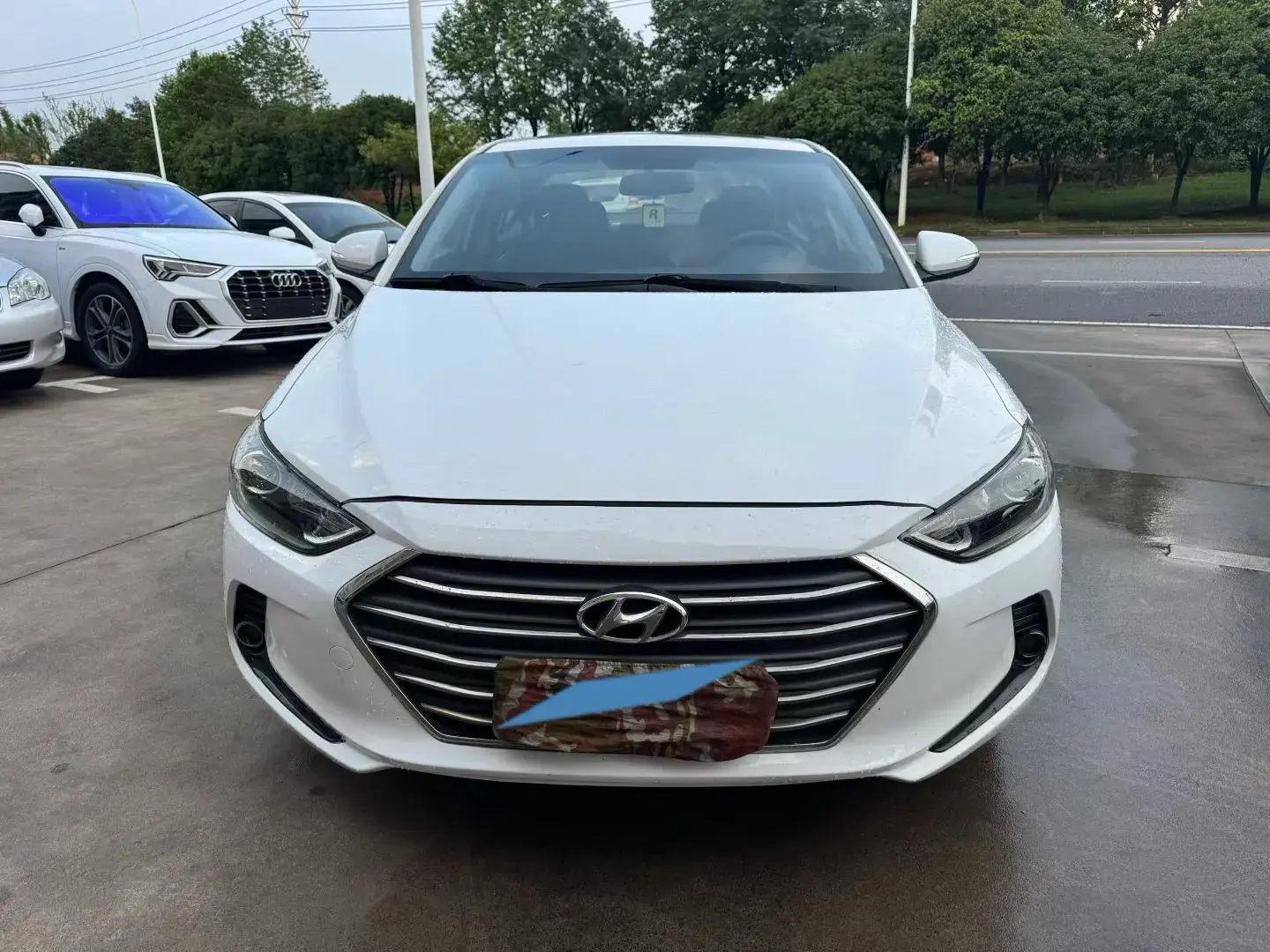 2019 HYUNDAI ELANTRA thumbnail 2