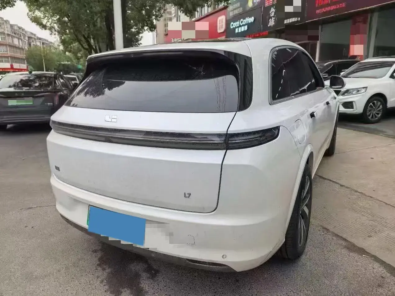 2023 LI L7 thumbnail 3