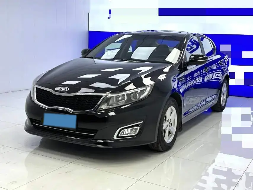 2015 KIA K5 view 1