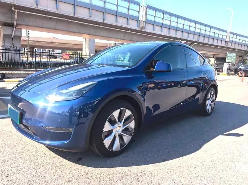 2021 TESLA MODEL view 1