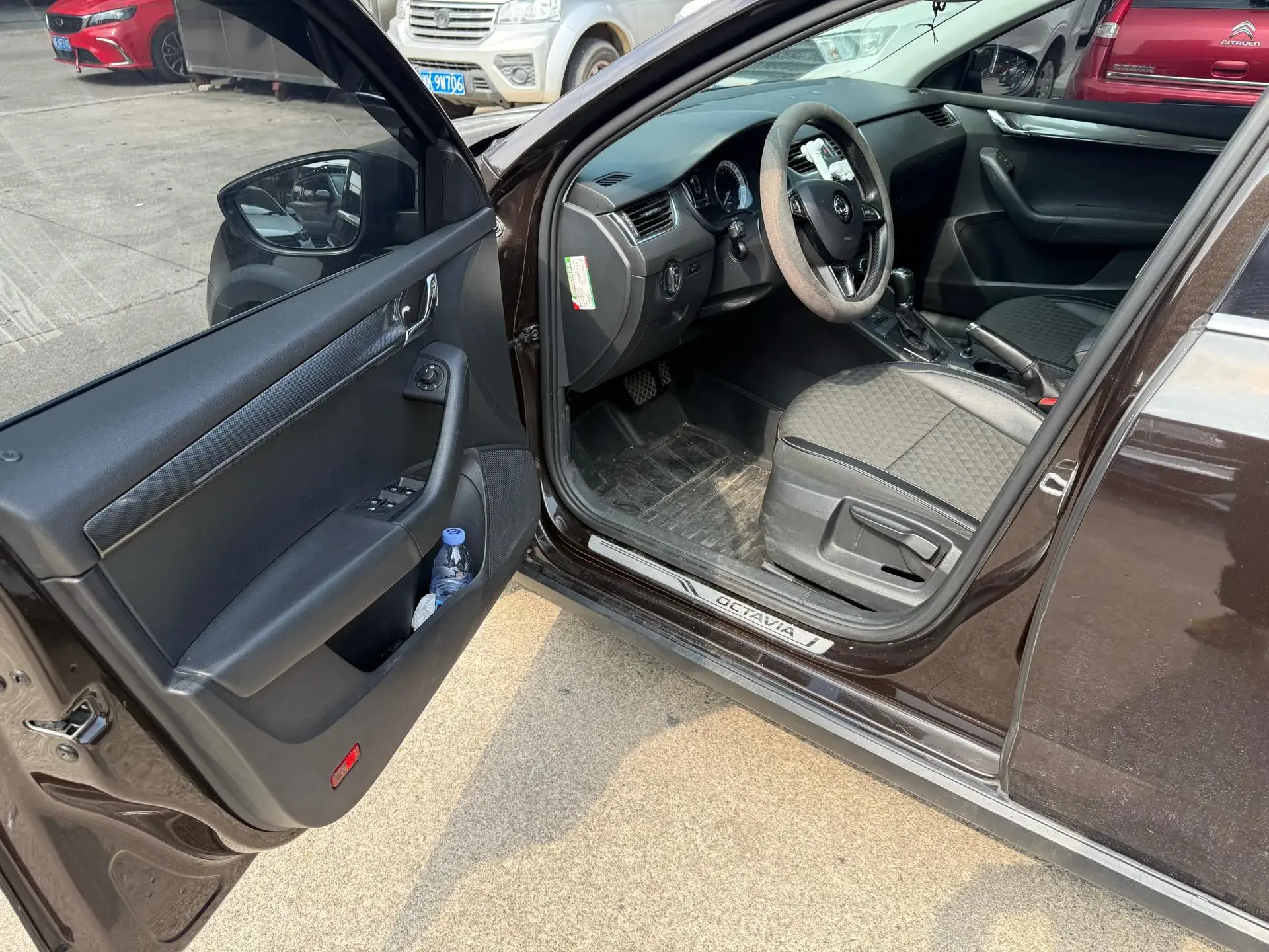 2018 SKODA OCTAVIA thumbnail 4