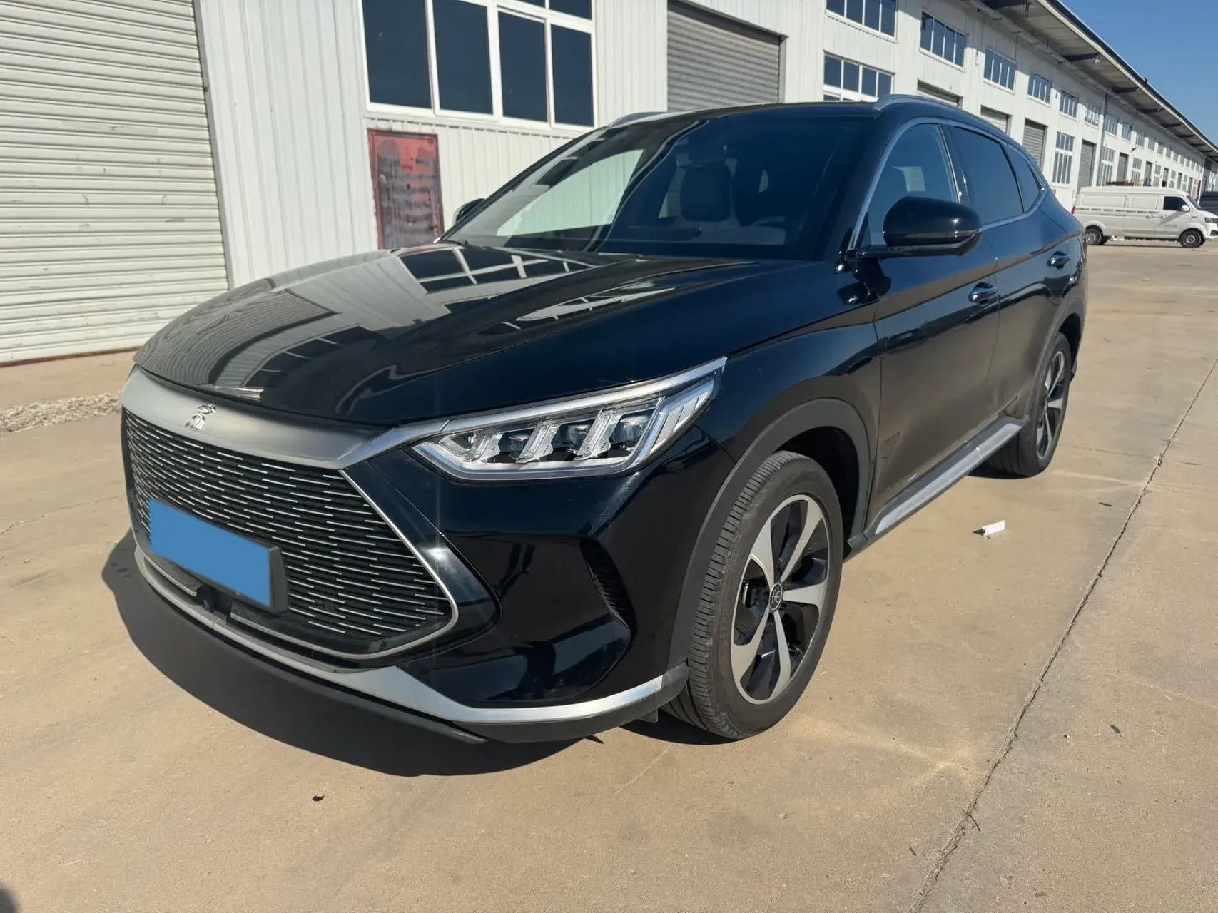 2022 BYD SONG view 1