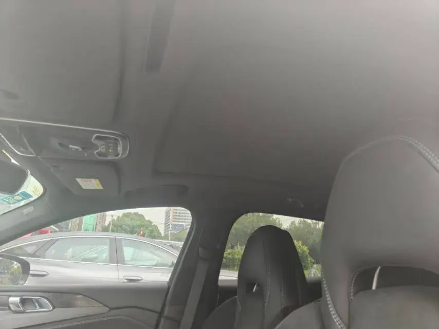 2021 LYNK&CO 03 thumbnail 4