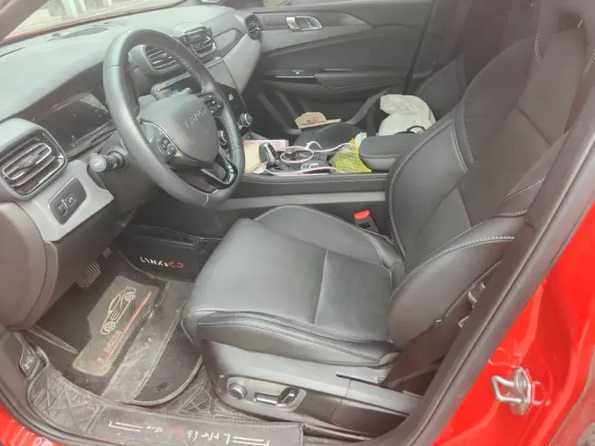 2021 LYNK&CO 03 thumbnail 3