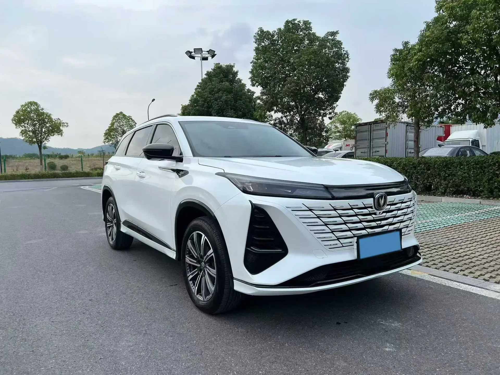 2024 CHANGAN CS75 thumbnail 3