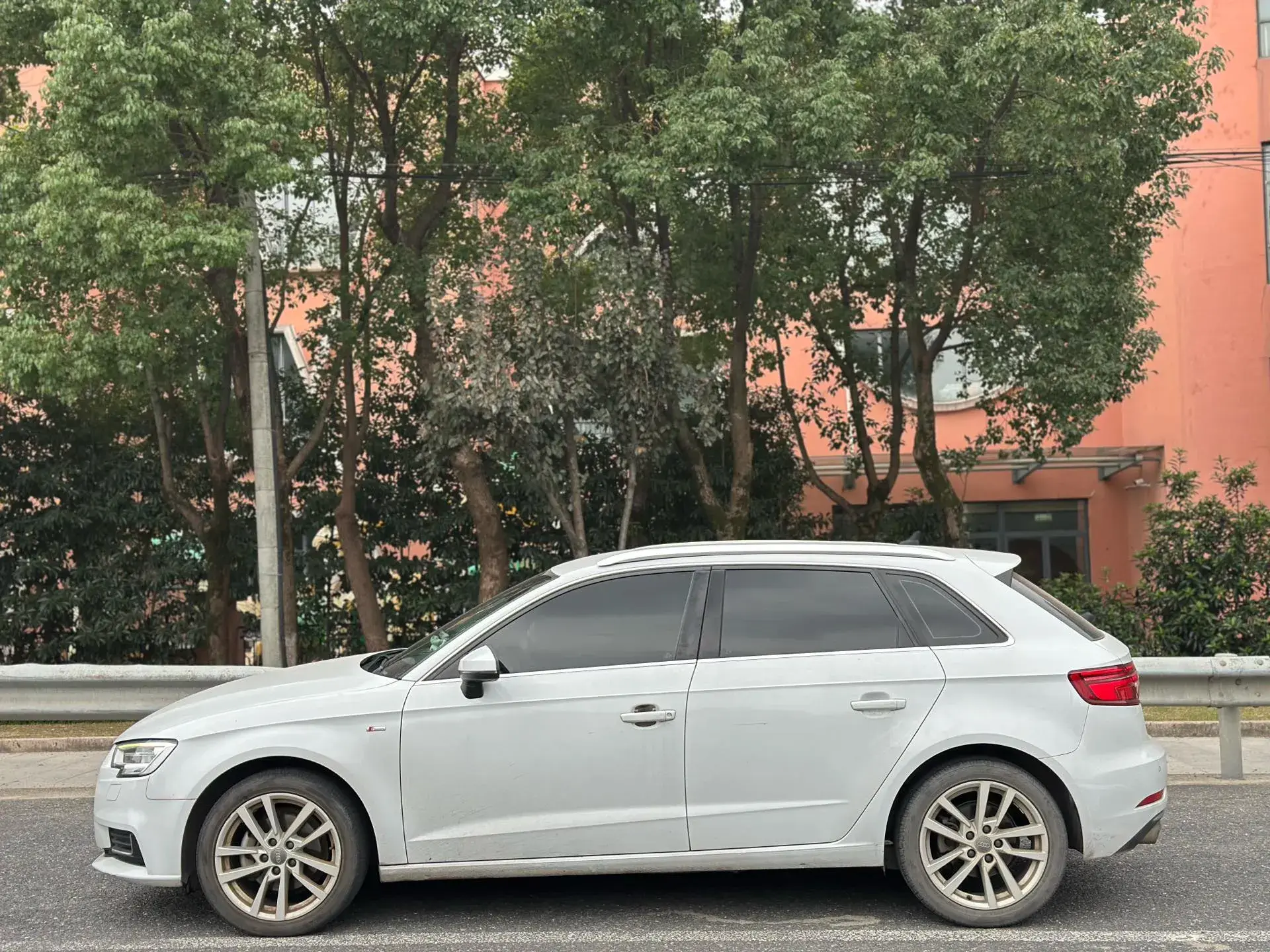 2019 AUDI A3 thumbnail 3