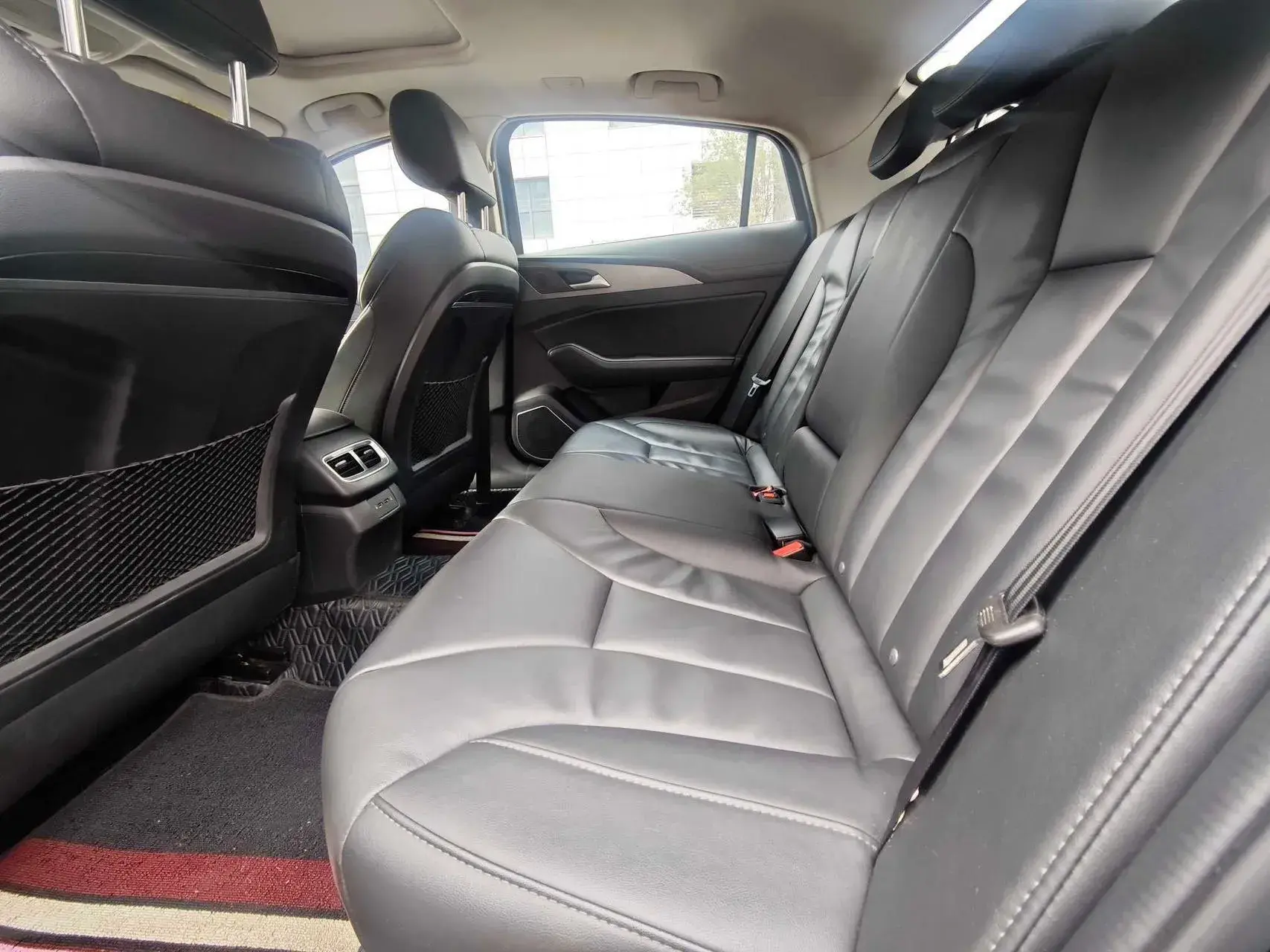 2020 HONGQI H5 thumbnail 4