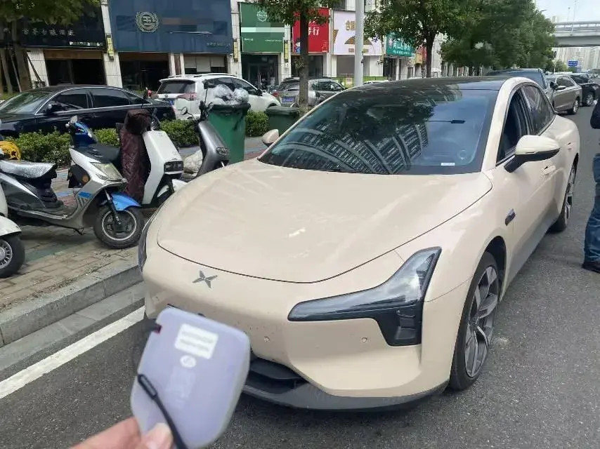 2024 XPENG MONA view 1