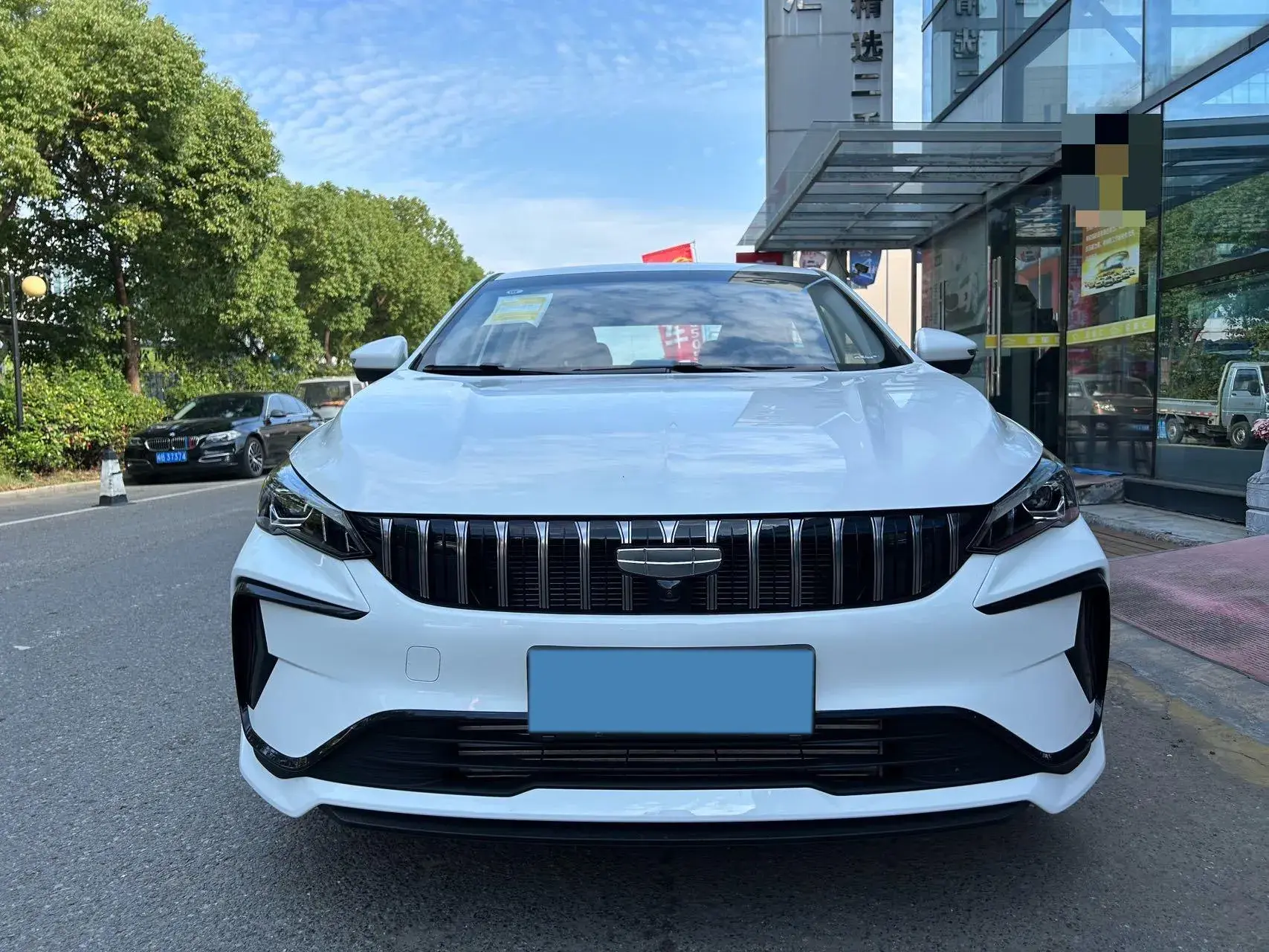 2024 GEELY BINRAY thumbnail 2