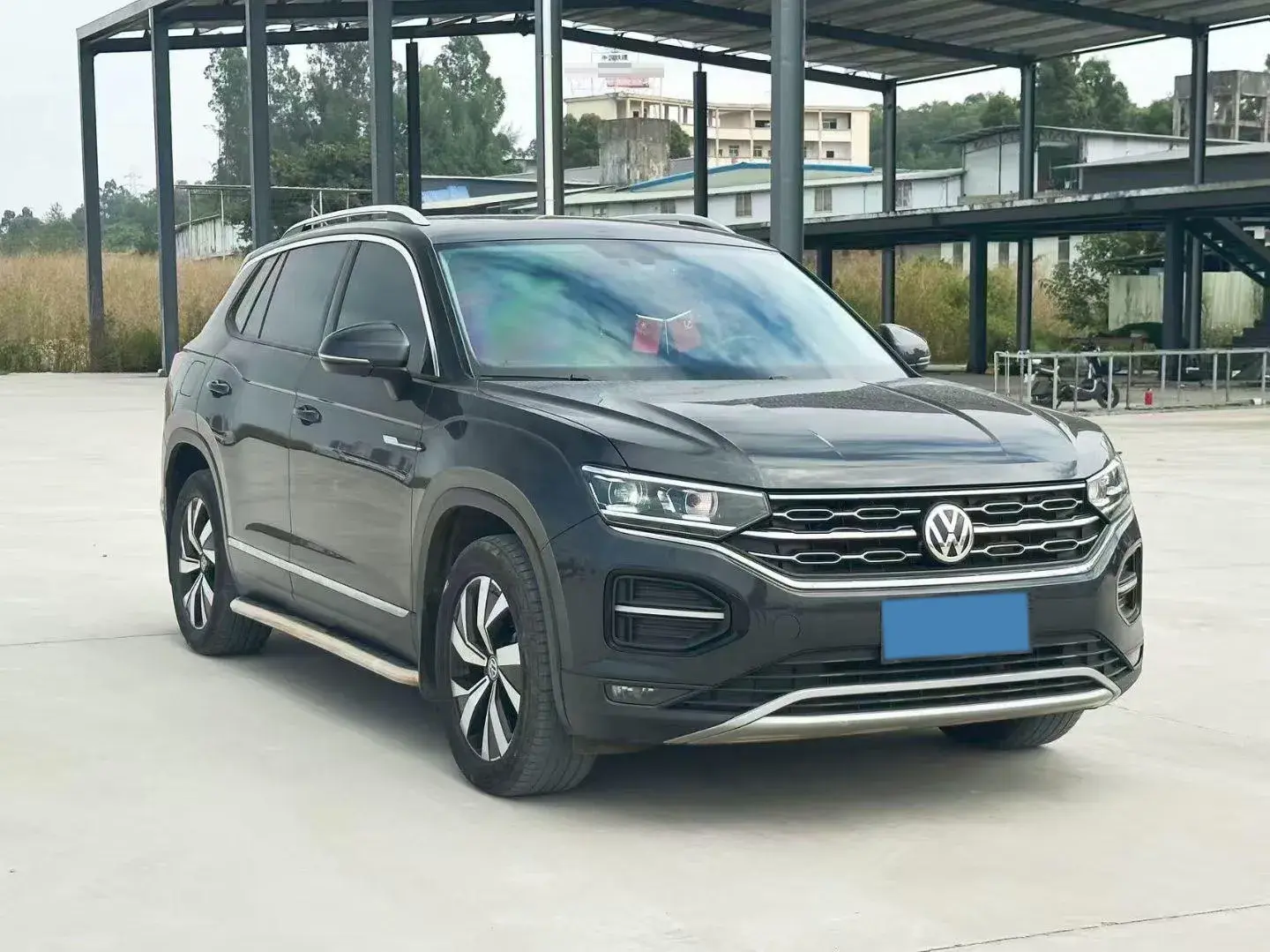 2021 VOLKSWAGEN TAYRON thumbnail 2