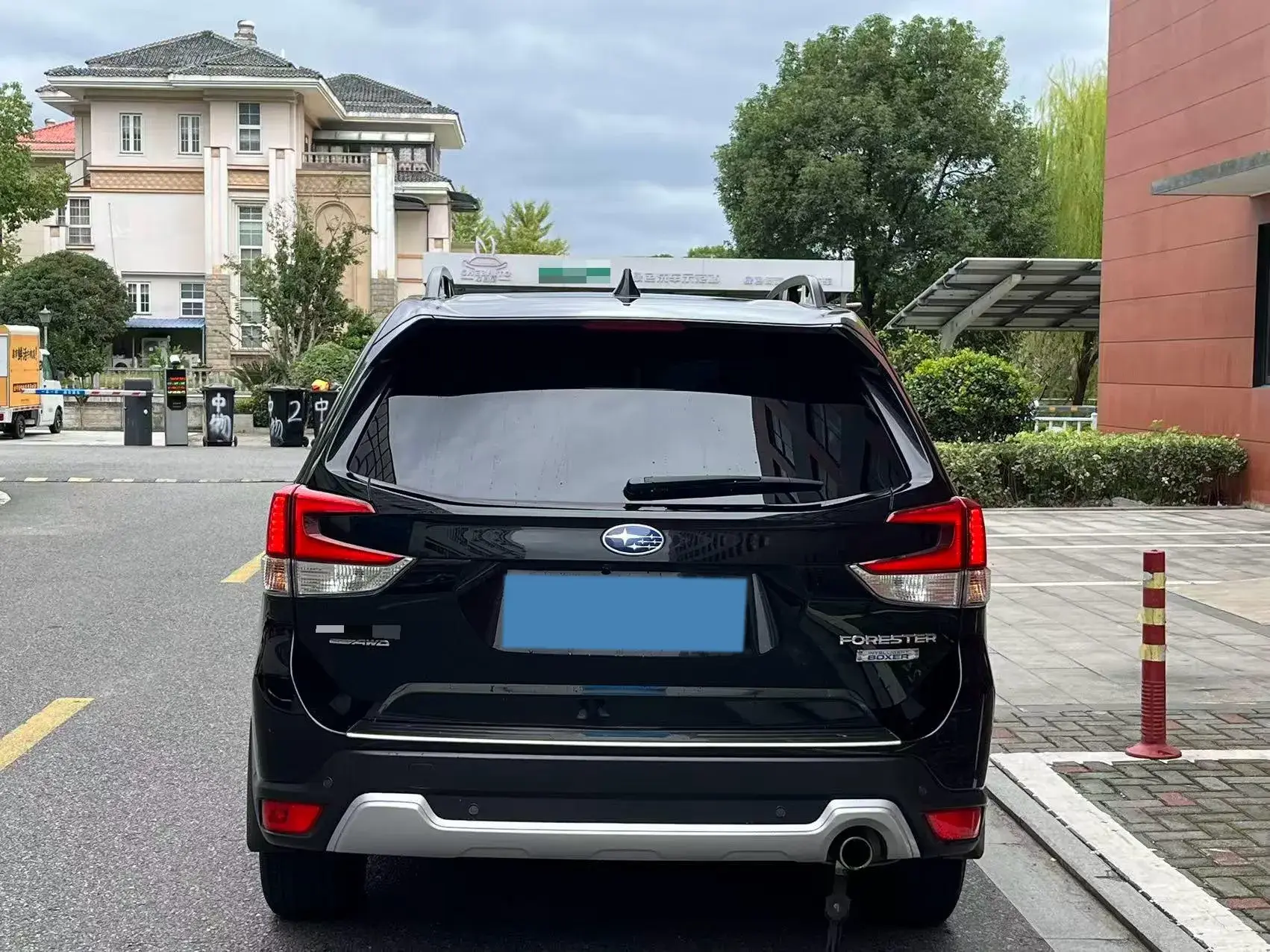 2021 SUBARU FORESTER thumbnail 3