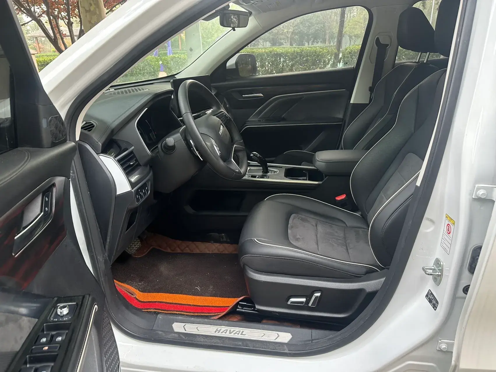 2023 HAVAL H6 thumbnail 2