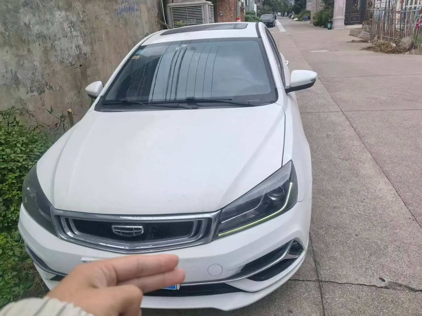 2020 GEELY EMGRAND thumbnail 2